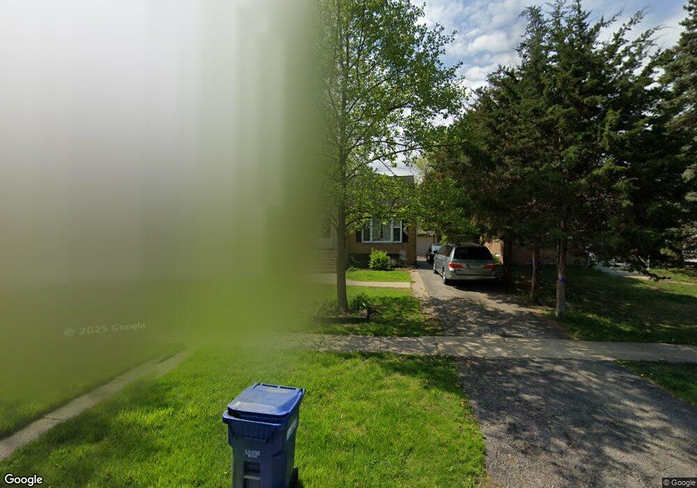 1110 E Evergreen St, Wheaton, IL 60187 - photo 1