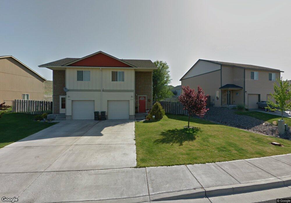 1290 SW 12th Dr, Pendleton, OR 97801 - photo 1