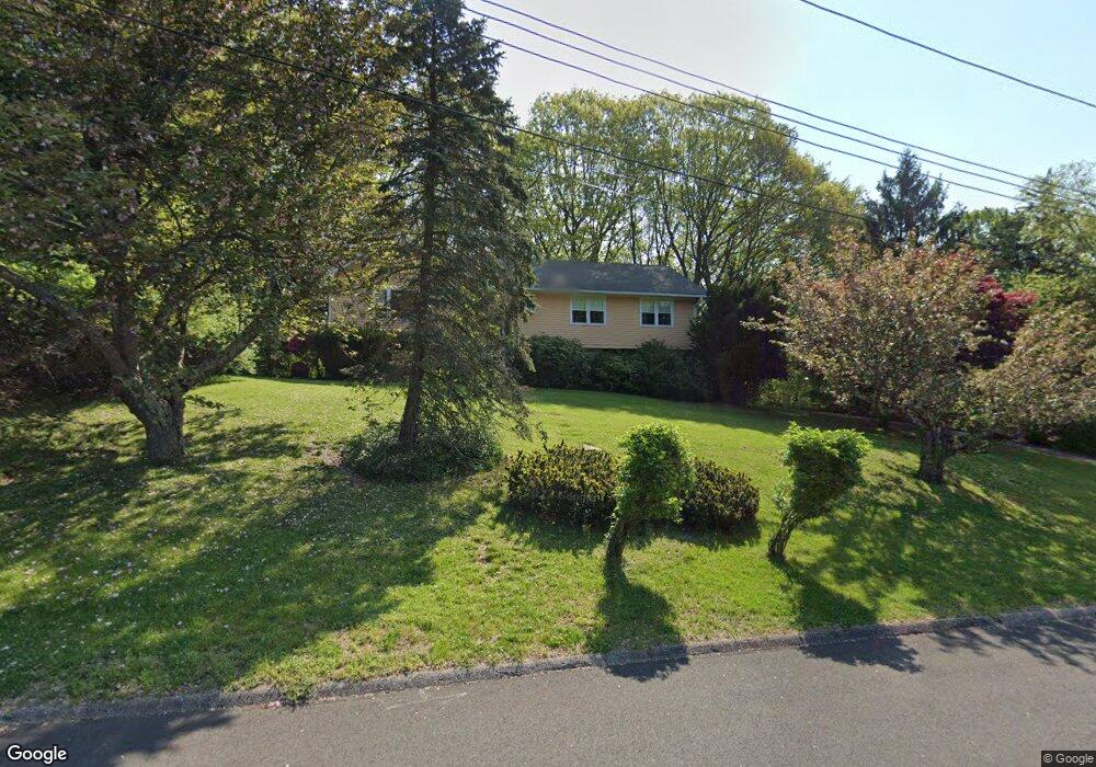 33 Academy Rd, Trumbull, CT 06611 - photo 1