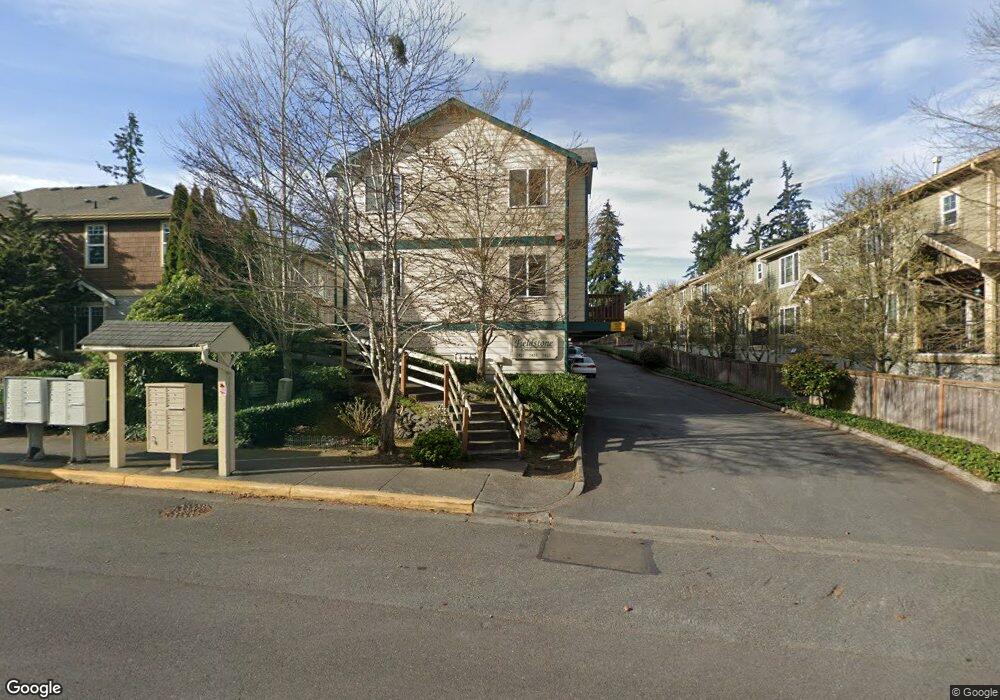 7437 210th St SW unit 4, Edmonds, WA 98026 - photo 1