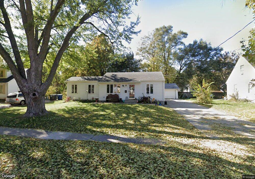 3512 53rd St, Des Moines, IA 50310 - photo 1