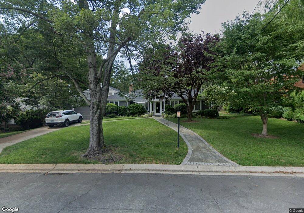 7108 Brennon Ln, Chevy Chase, MD 20815 - photo 1