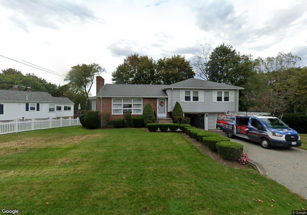 20 Smith St, Waltham, MA 02451 - photo 1