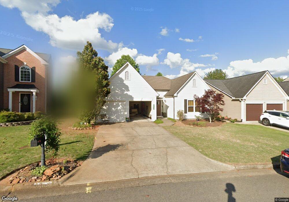 1305 Crabapple Lake Cir, Roswell, GA 30076 - photo 1