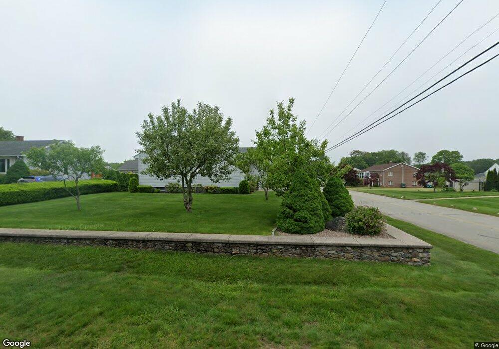 18 Woodlund Ave, Westerly, RI 02891 - photo 1