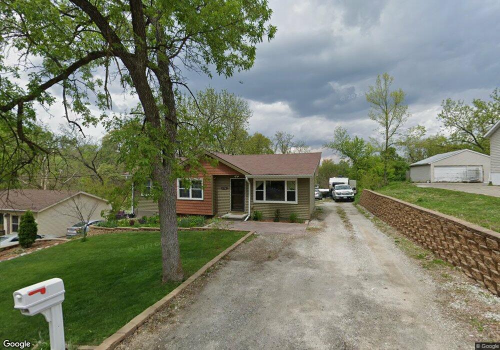 106 E Pleasant View Dr, Des Moines, IA 50315 - photo 1