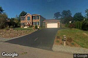 22 Peachwood Dr, Wilkes Barre, PA 18702