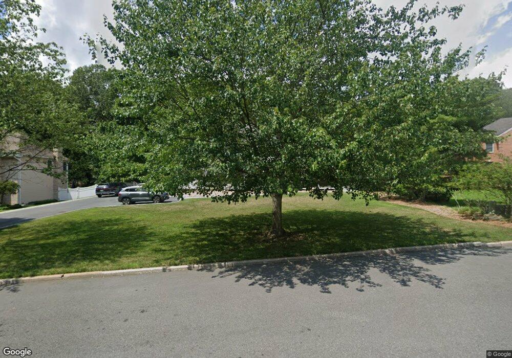 5 Woodcrest Ln, Old Tappan, NJ 07675 - photo 1