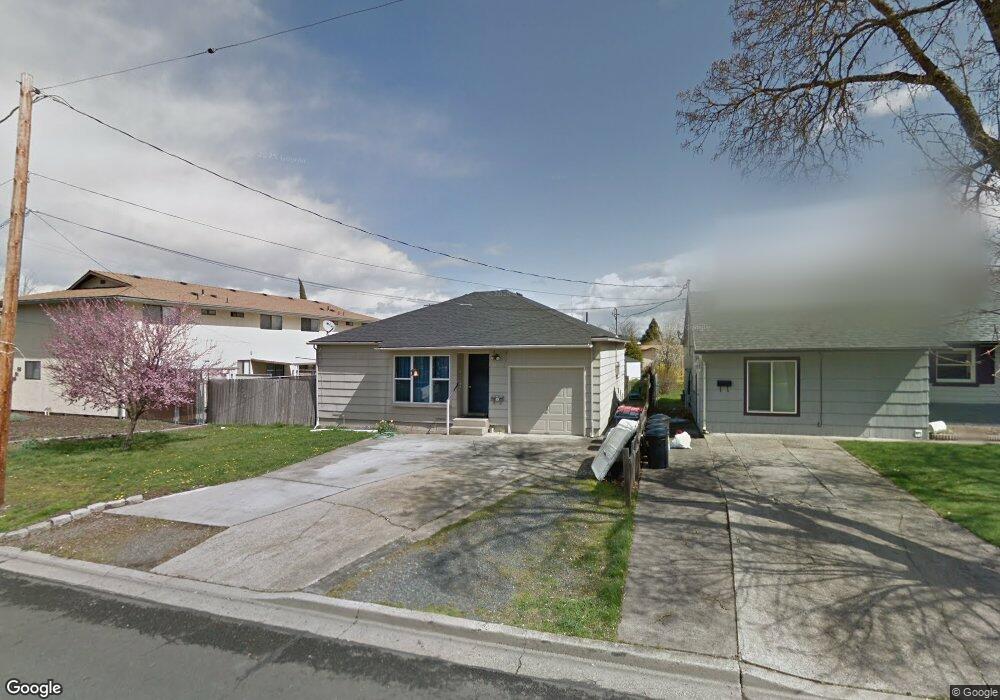 65 S 7th St, Central Point, OR 97502 - photo 1