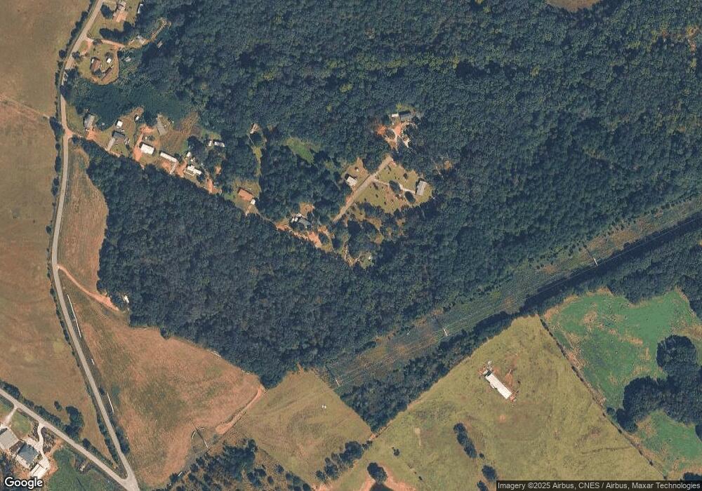 236 Scott Town Dr, Hartwell, GA 30643 - photo 1