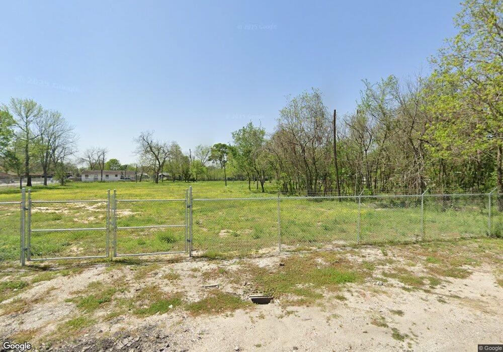 2617 Warwick Rd, Houston, TX 77093 - photo 1