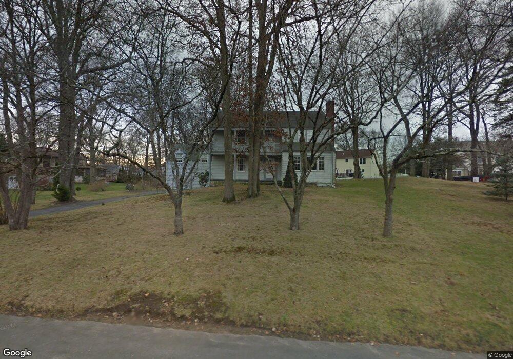 6 Lakeview Dr, Riverside, CT 06878 - photo 1