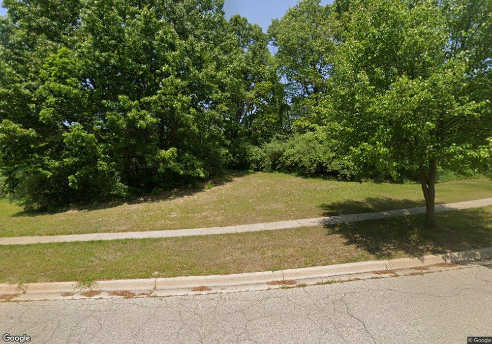 2810 Avalon Woods Dr, Portage, MI 49024 - photo 1