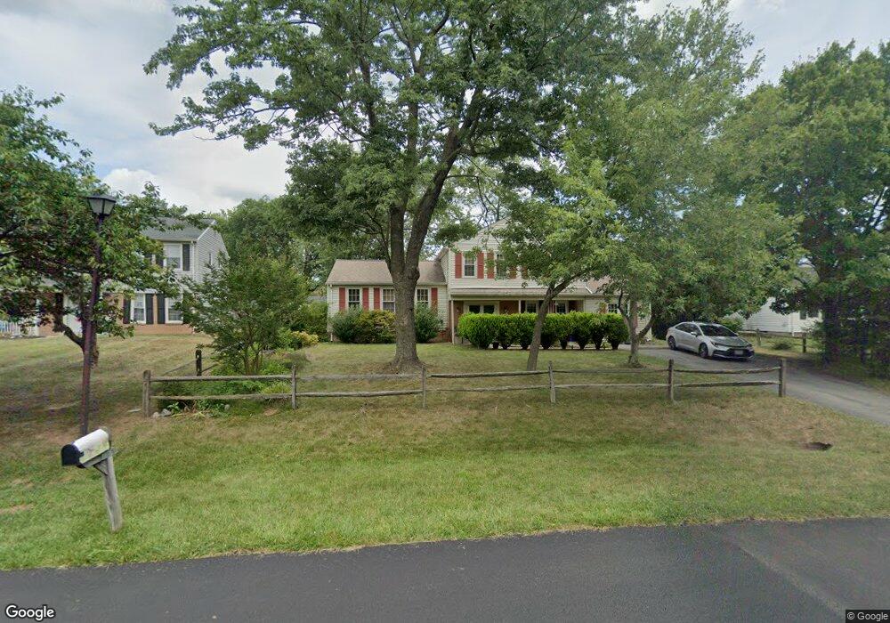 17213 Chiswell Rd, Poolesville, MD 20837 - photo 1