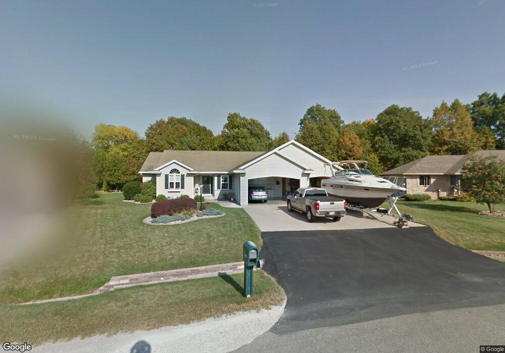 W5978 Garnet Dr, Appleton, WI 54915 - photo 1