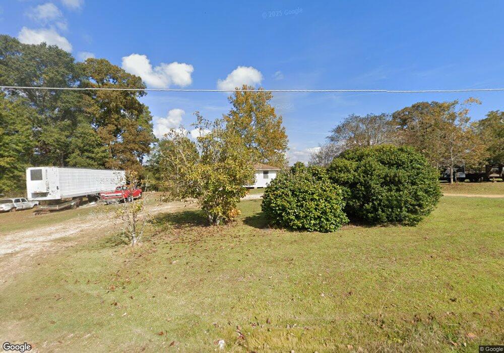 1048 McKlemurry Dr, McComb, MS 39648 - photo 1