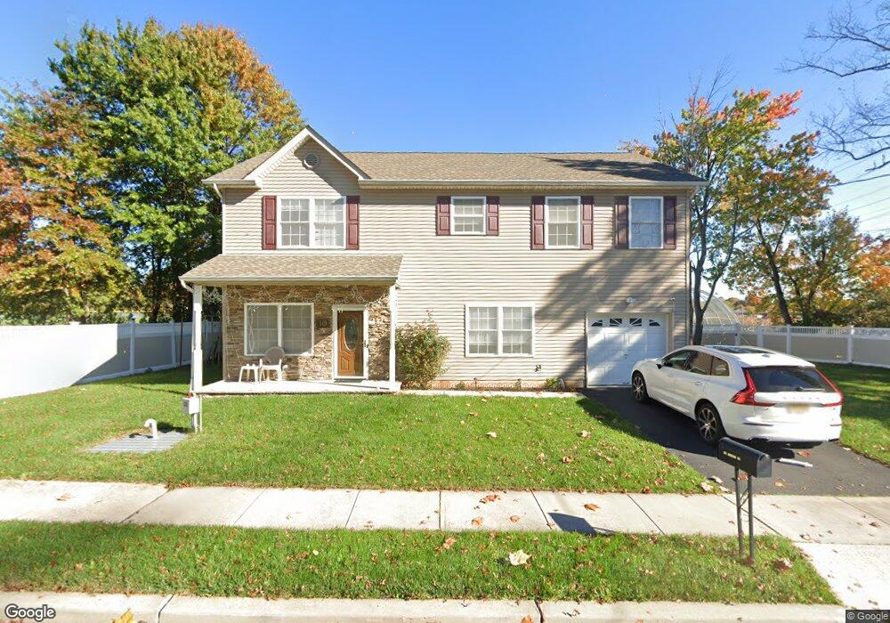 10 Regina St, Iselin, NJ 08830 - photo 1