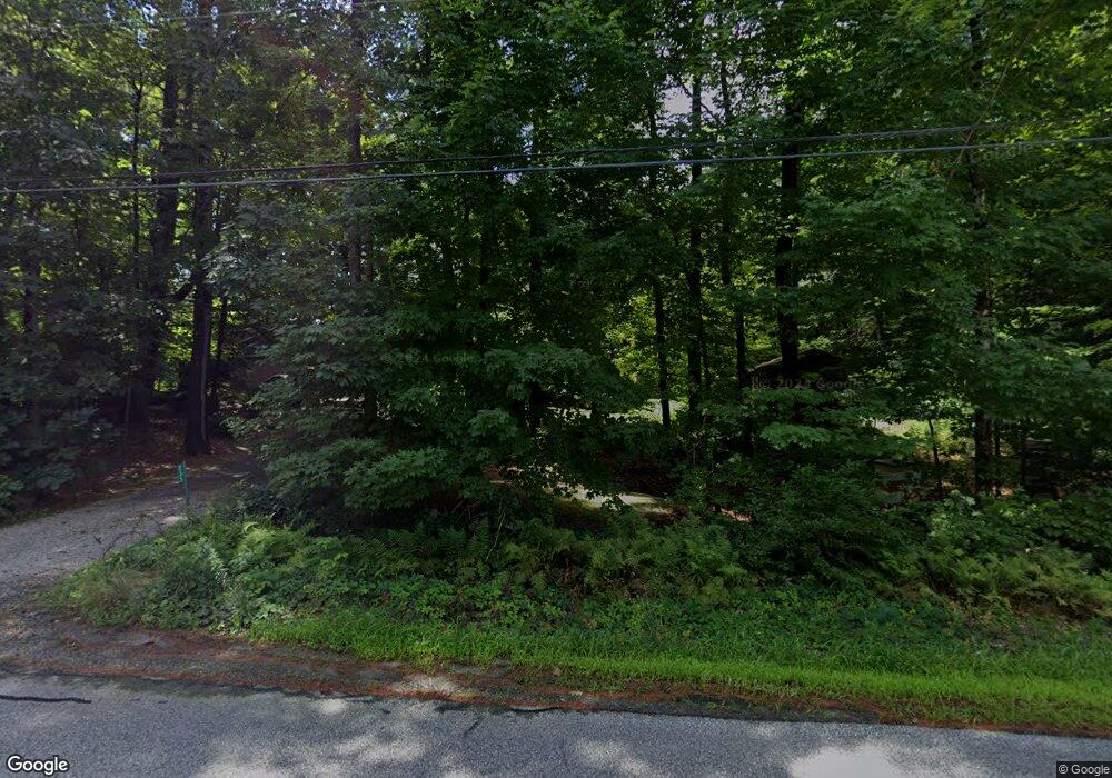 233 Ash Swamp Rd, Newmarket, NH 03857 - photo 1