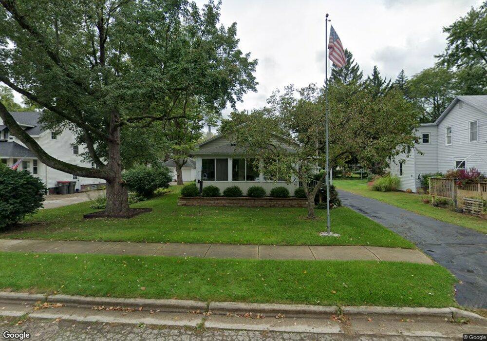 950 Riverside Dr, Lowell, MI 49331 - photo 1