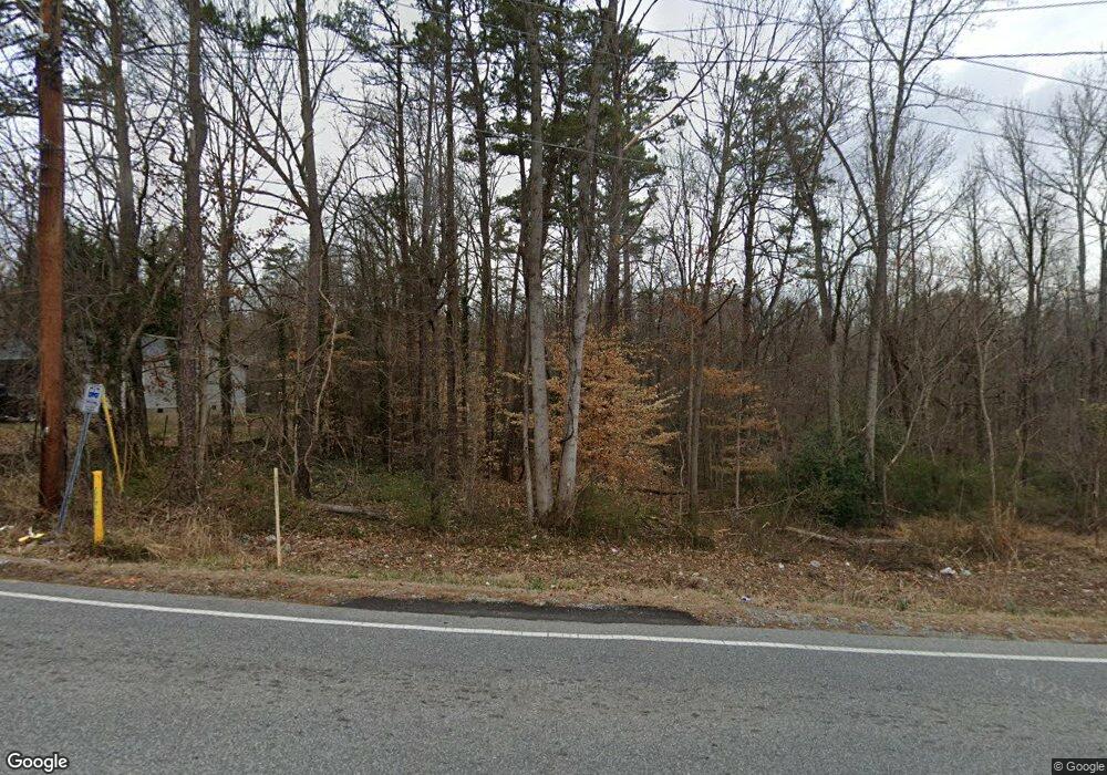 3201 Triangle Lake Rd, High Point, NC 27260 - photo 1