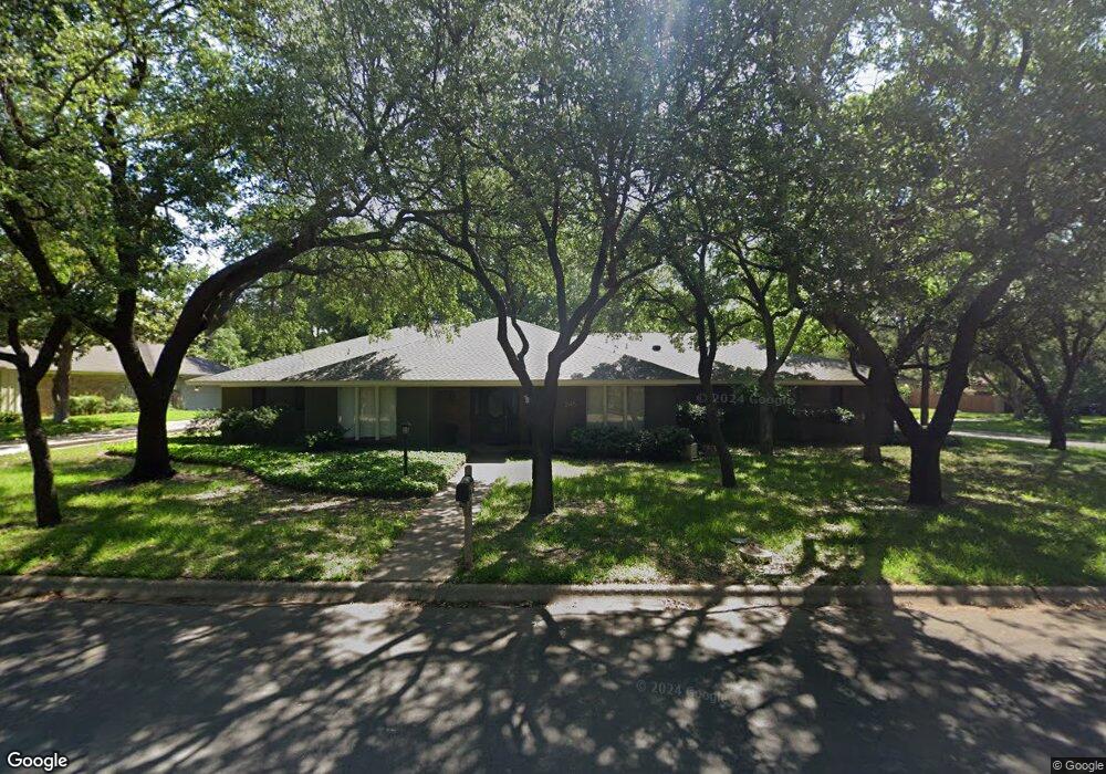 2145 Woodbrook St, Denton, TX 76205 - photo 1