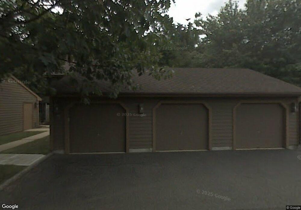 196 Hidden Hollow Ct unit S196, Edison, NJ 08820 - photo 1