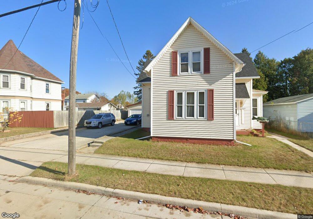 2209 Adams St, Two Rivers, WI 54241 - photo 1