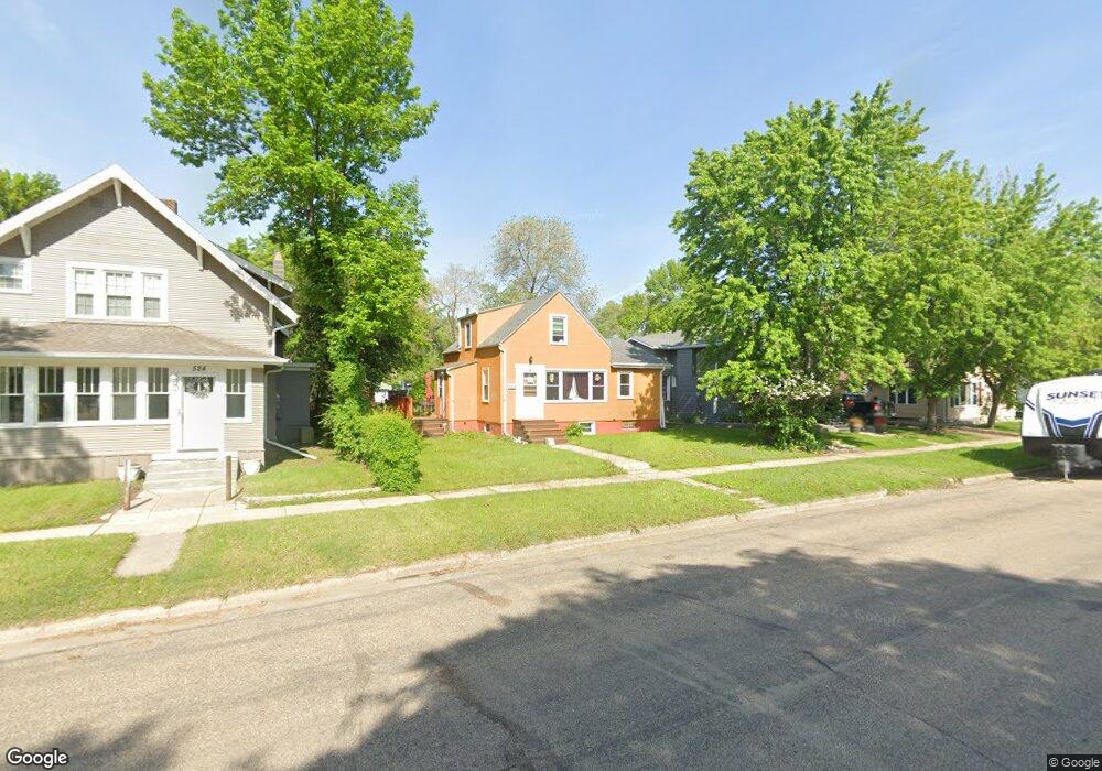 521 8th Ave SE, Jamestown, ND 58401 - photo 1