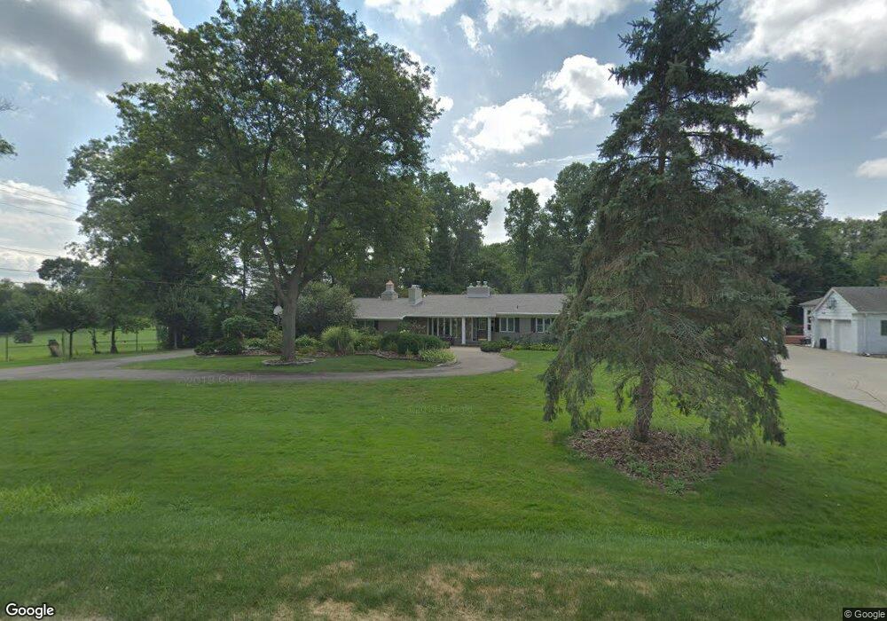 1773 Crosswick Rd, Bloomfield Hills, MI 48301 - photo 1