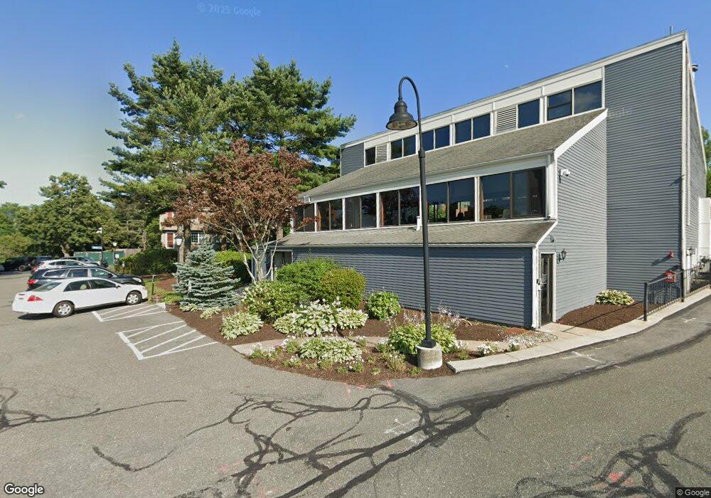 13 Hawser Ln, Swampscott, MA 01907 - photo 1