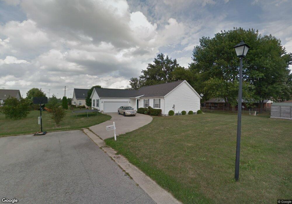 600 Newman Ct, Effingham, IL 62401 - photo 1