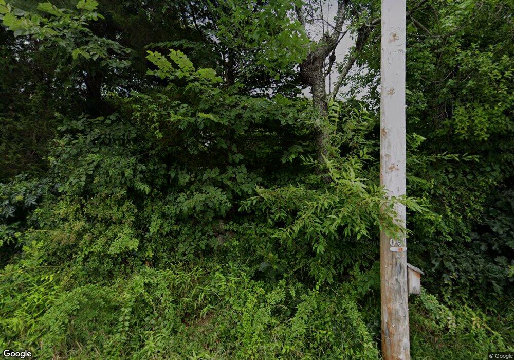 3 Hemlock St, Douglas, MA 01516 - photo 1