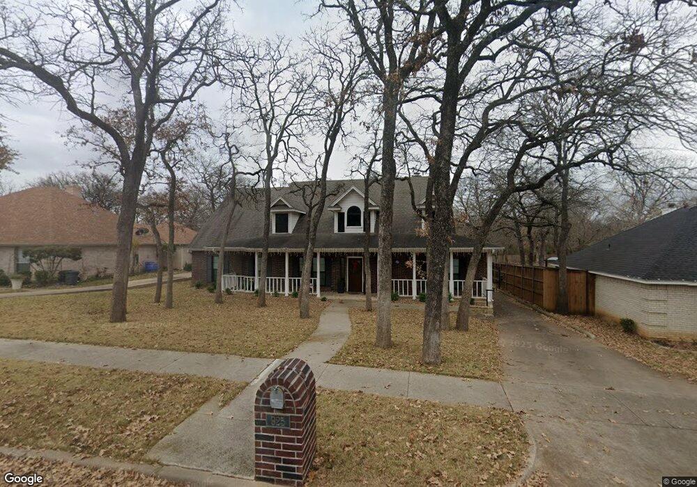 925 W Redbud Dr, Hurst, TX 76053 - photo 1
