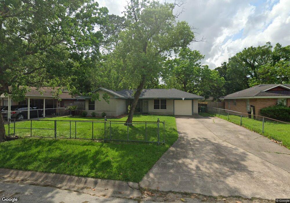 10315 Bretton Dr, Houston, TX 77016 - photo 1