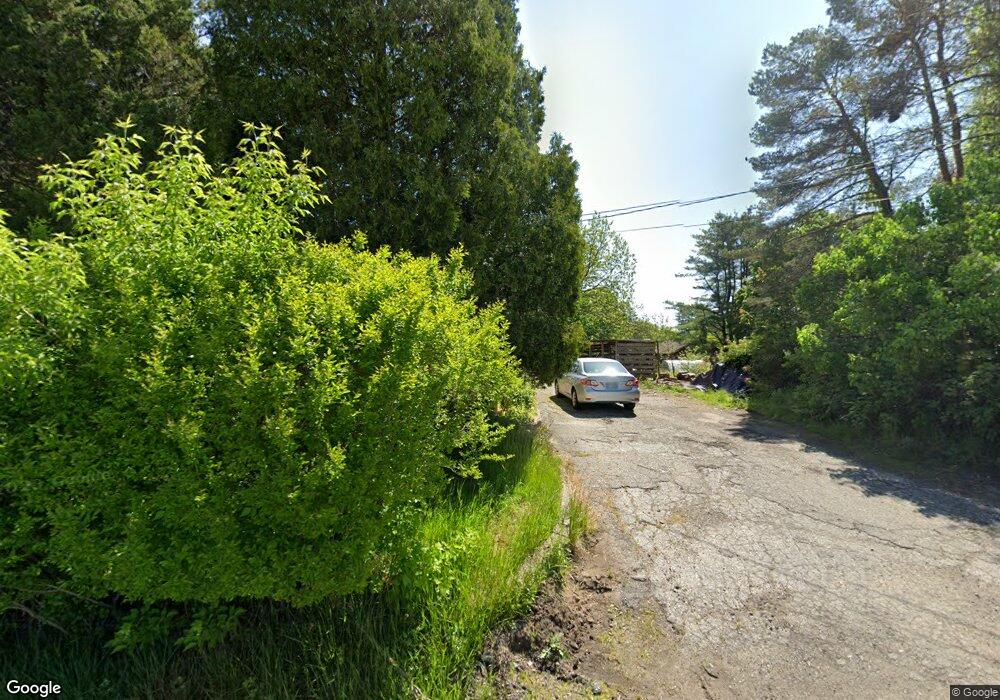 61 Goodwin Rd, Rollinsford, NH 03869 - photo 1