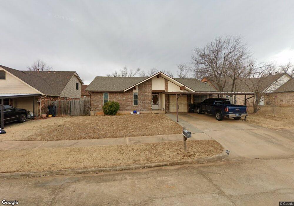 605 S Patterson Dr, Moore, OK 73160 - photo 1