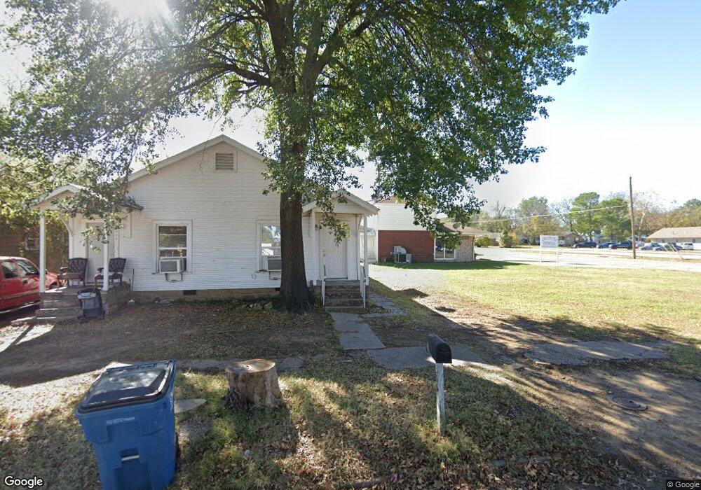 306 E Comanche Ave, McAlester, OK 74501 - photo 1