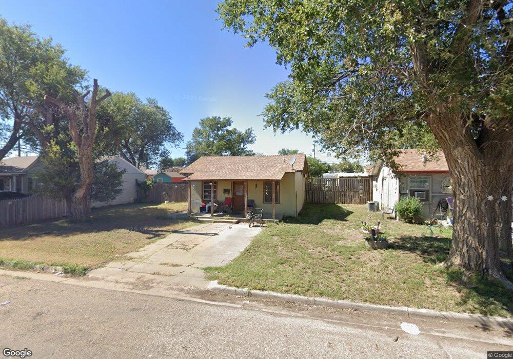 608 S Birge Ave, Dumas, TX 79029 - photo 1