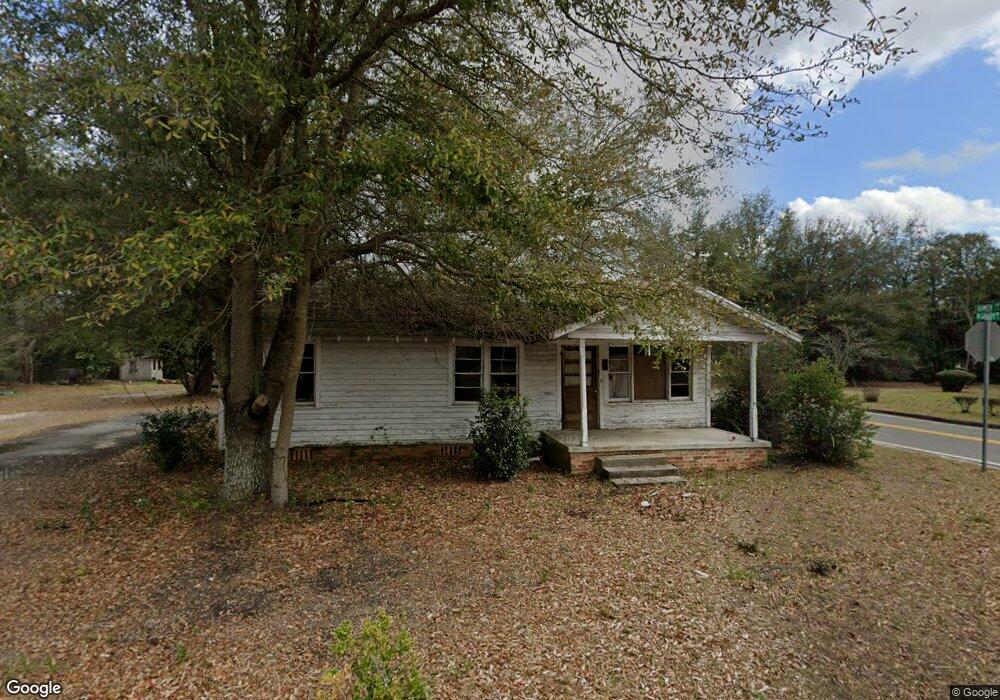 209 N Grady St, Claxton, GA 30417 - photo 1