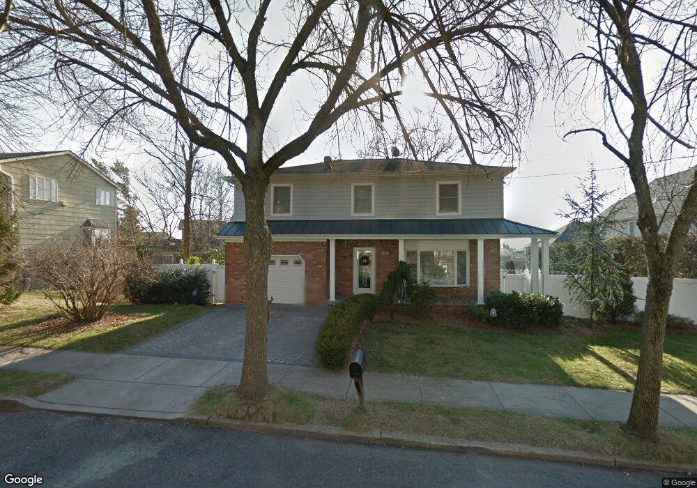 220 Noel St, Staten Island, NY 10312 - photo 1