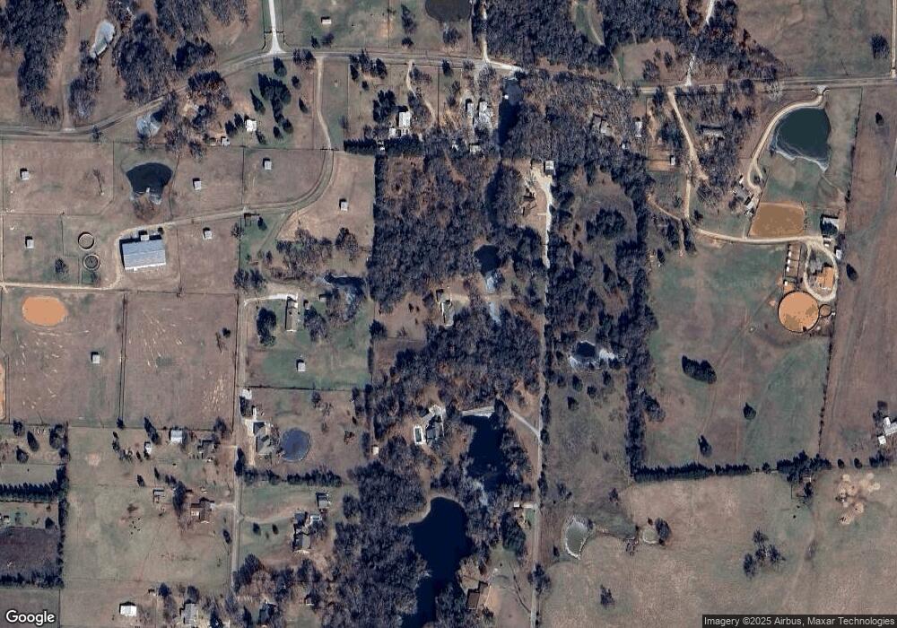 381 E Fox Creek Ln, Whitesboro, TX 76273 - photo 1