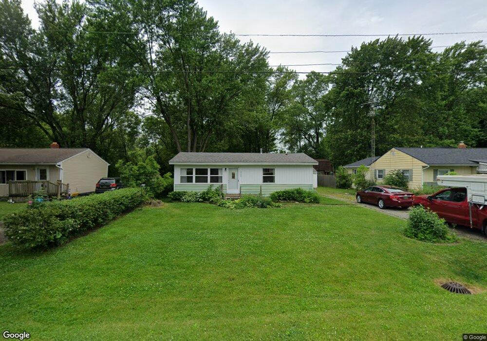 2245 Glade St, Burton, MI 48509 - photo 1