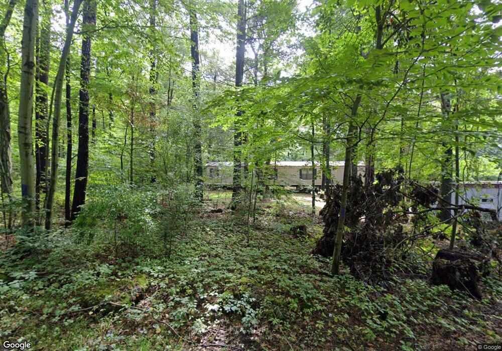 17011 Hilltop Dr, Falls, PA 18615 - photo 1