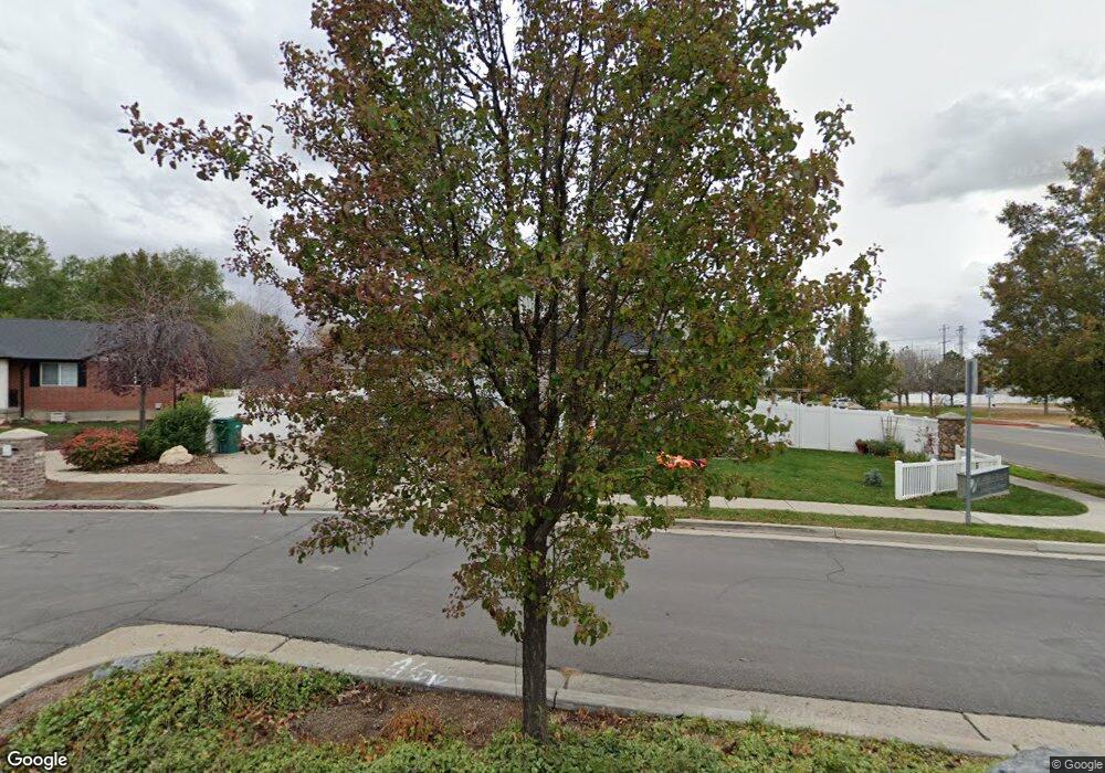 1327 Stone Creek Ln, Layton, UT 84041 - photo 1