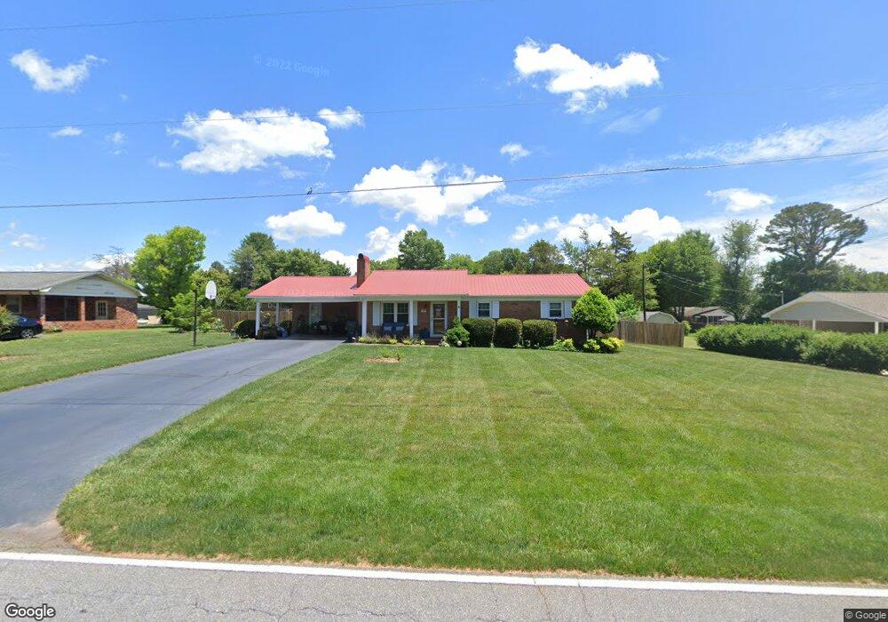 180 Devon Ln, Statesville, NC 28625 - photo 1