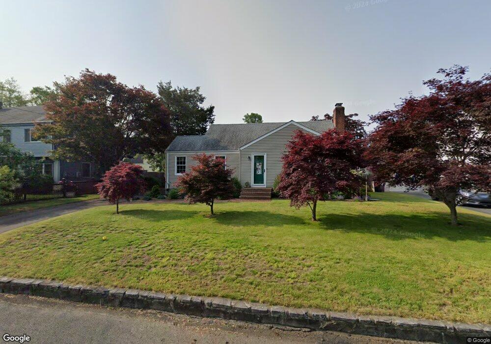 7 Rebecca St, Trumbull, CT 06611 - photo 1