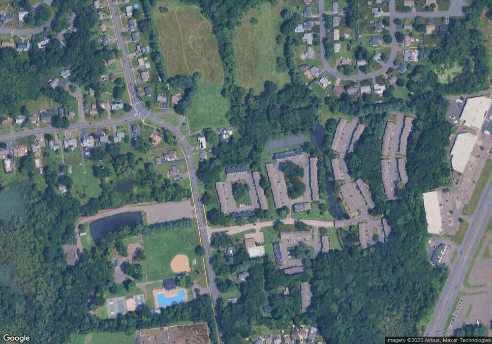 82 Churchill Dr unit 82, Newington, CT 06111 - photo 1