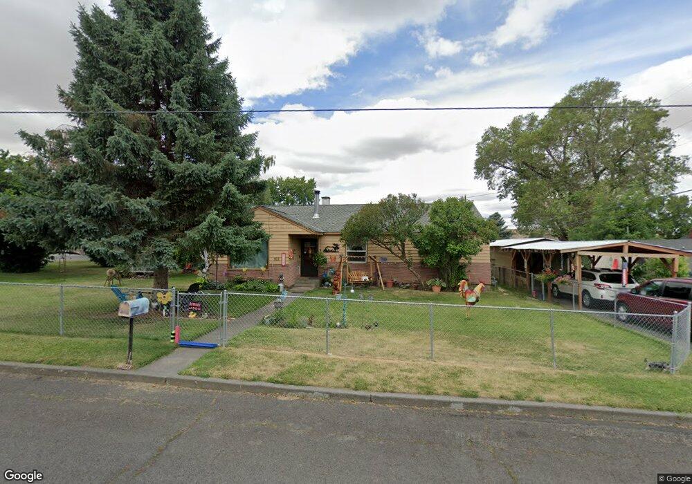 811 SW 31st St, Pendleton, OR 97801 - photo 1