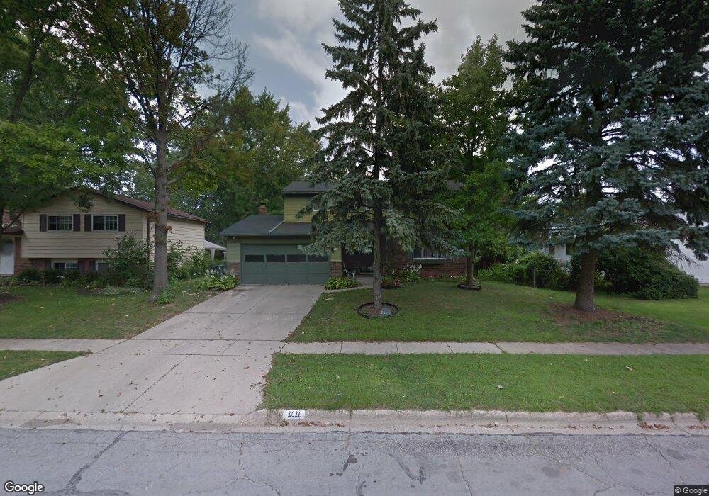 2026 Brittany Rd, Columbus, OH 43229 - photo 1