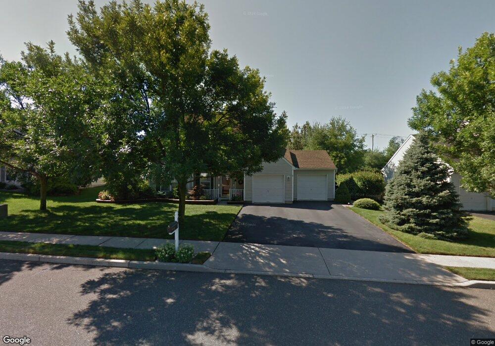 39 Crater Lake Rd, Howell, NJ 07731 - photo 1